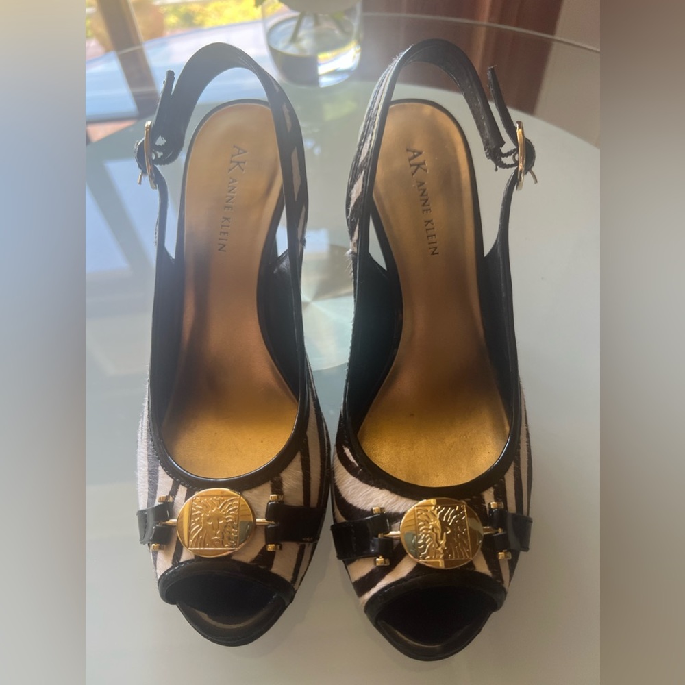 Anne Klein Shoes New
Zebra Fur Heels by Anne
Klein Color: Black/White| size 8